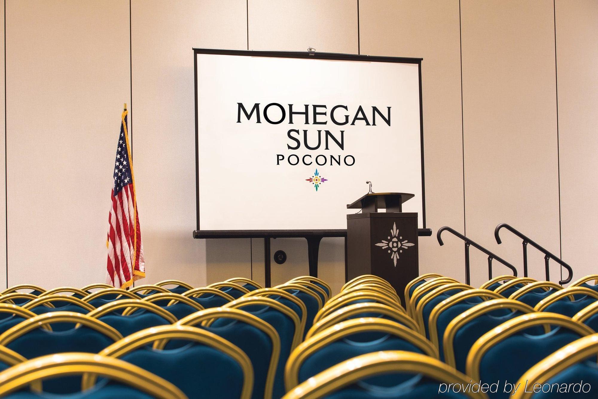 Mohegan Pennsylvania - Adults Only Wilkes-Barre Ngoại thất bức ảnh