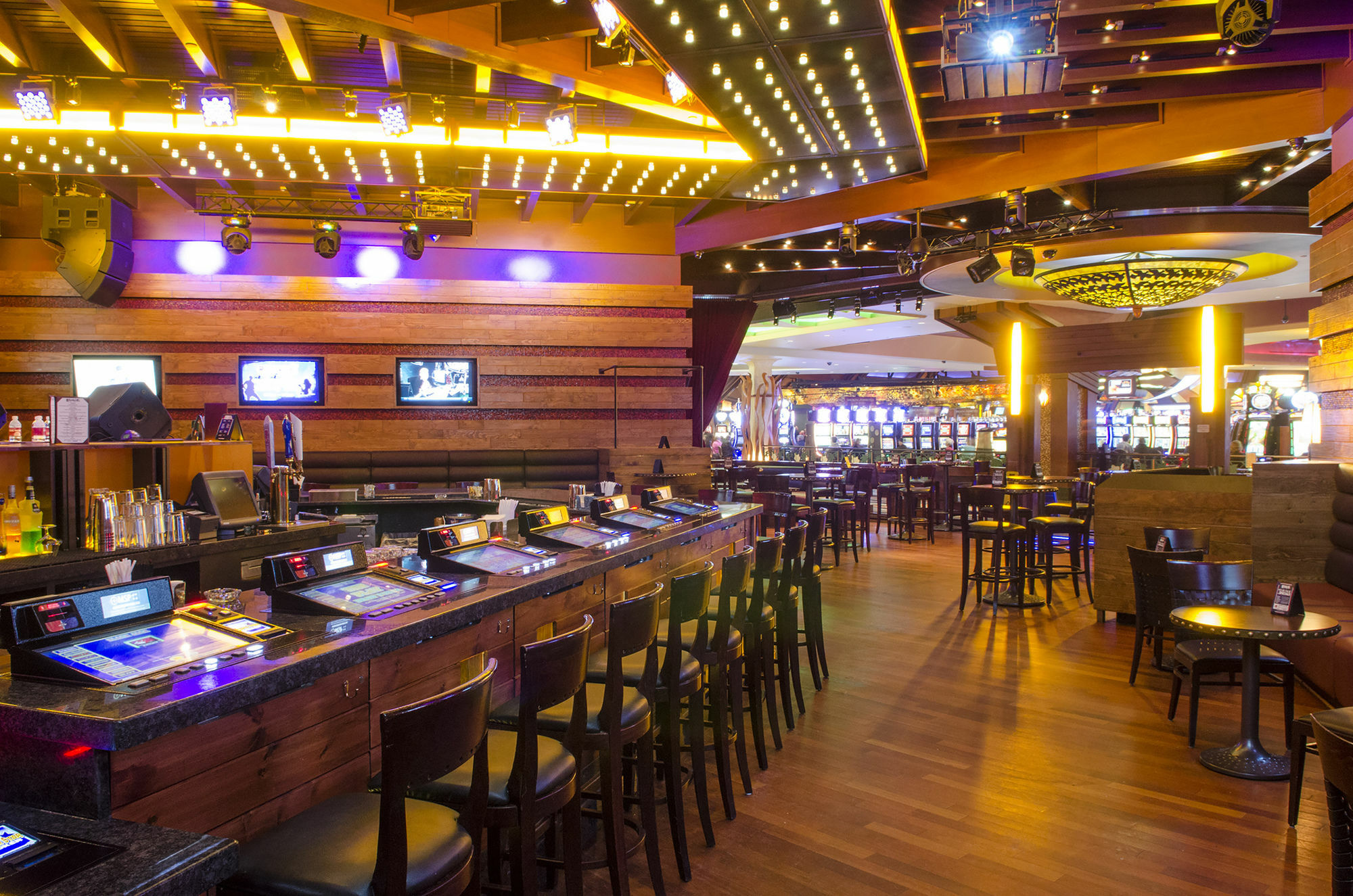 Mohegan Pennsylvania - Adults Only Wilkes-Barre Ngoại thất bức ảnh